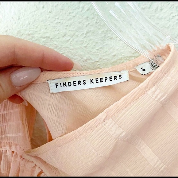 Pretty Finders Keepers Light Pink Blouse NWOT - Picture 5 of 7